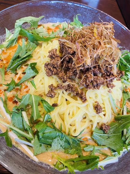 頤和園 博多駅前店の冷やし担々麺